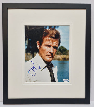 Roger Moore signed 007 Photo