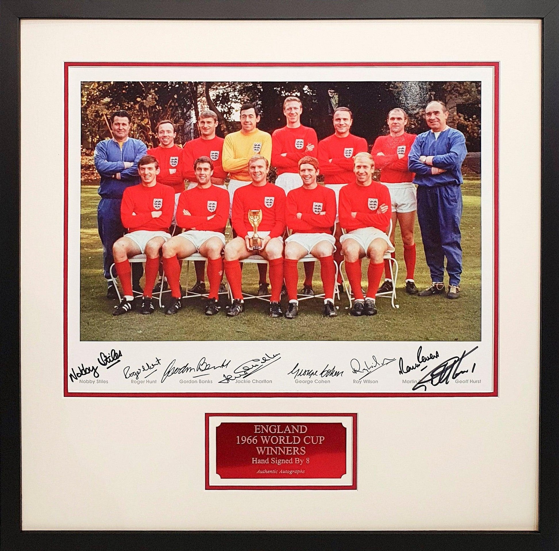 England 1966 World Cup Winners Photo Signed by 8 - Framed with COA - Darling Picture Framing