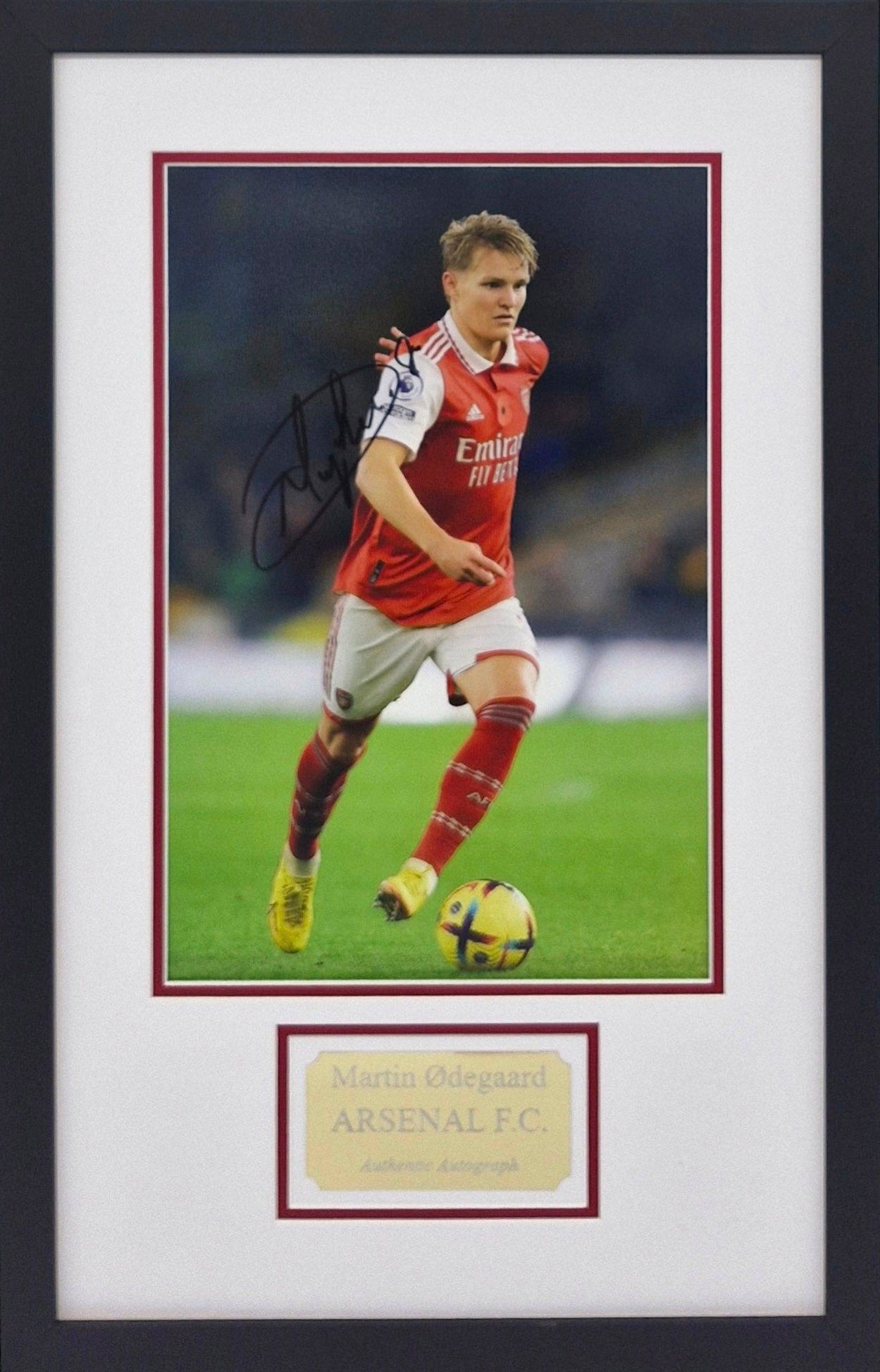 Martin Ødegaard Signed Arsenal Photo - Framed with COA - Darling Picture Framing