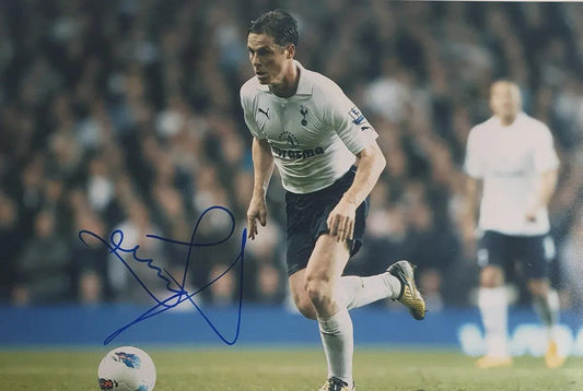 Scott Parker Signed Spurs Photo. - Darling Picture Framing